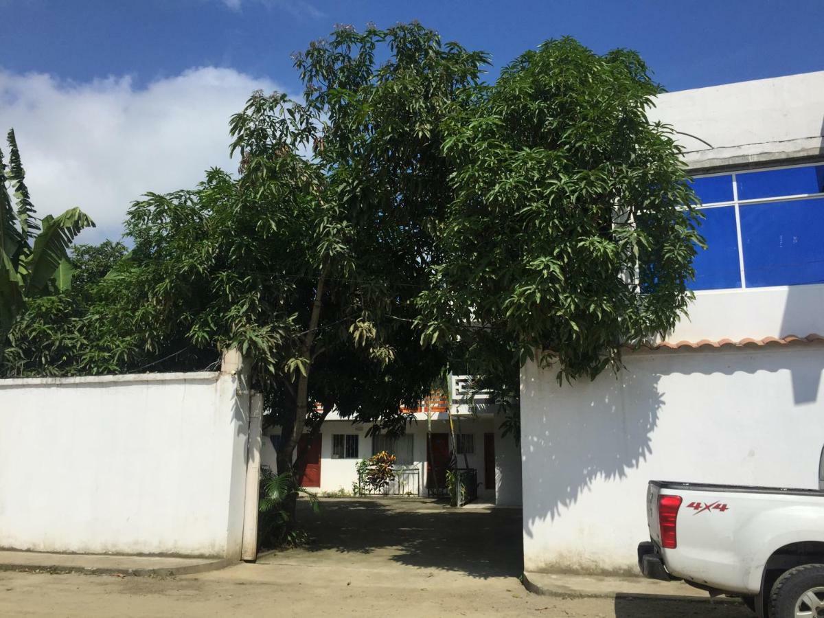 Hostal Sarai Pedernales Luaran gambar