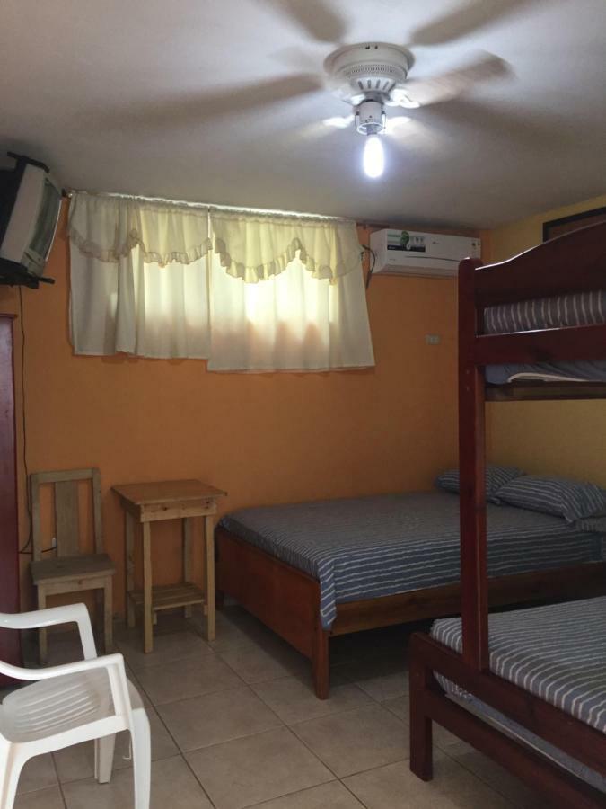 Hostal Sarai Pedernales Luaran gambar